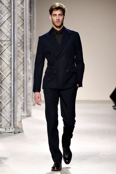 Look 36